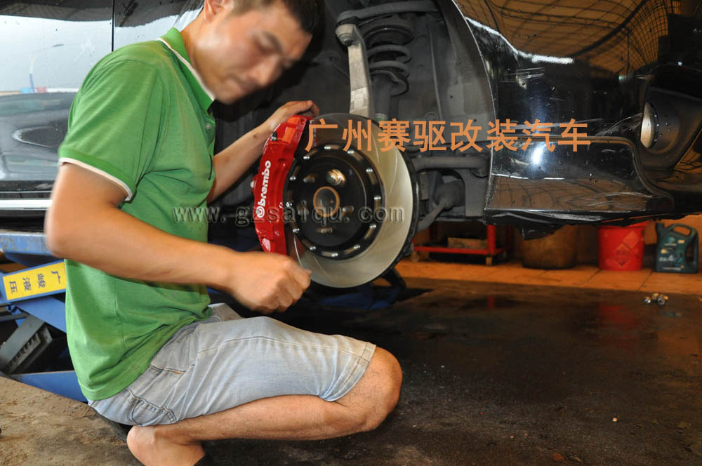銳志改裝brembo剎車 銳志改裝brembo剎車