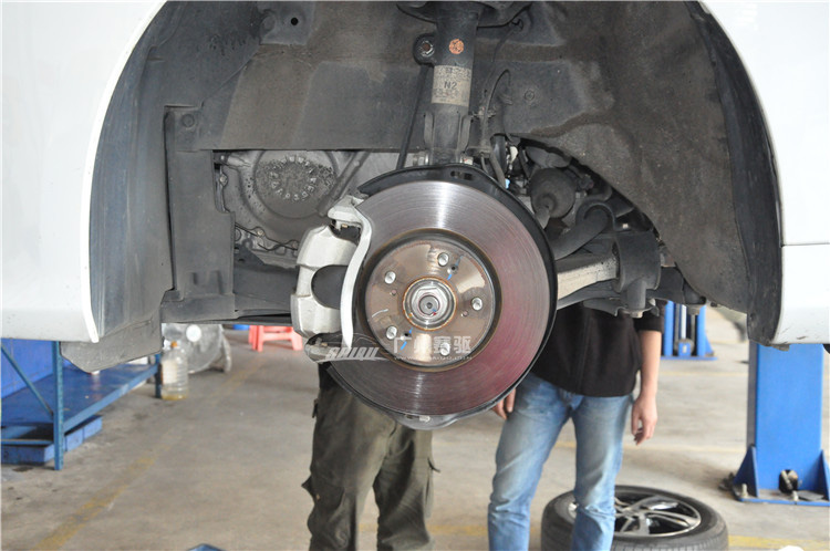 奧德賽剎車升級改裝AP9200剎車套件