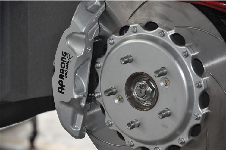 本田思域改裝升級AP9440剎車銀色限量版卡鉗