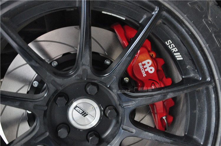 英菲尼迪Q70l后輪剎車(chē)升級(jí)進(jìn)口AP8530剎車(chē)套件【廣州賽驅(qū)】