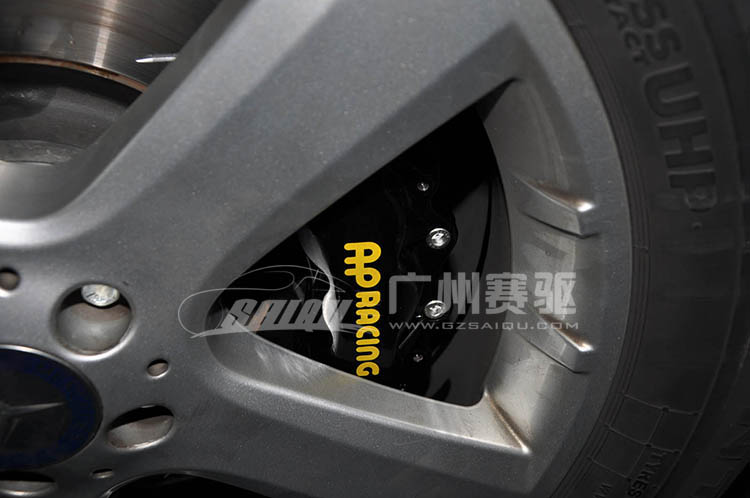 奔馳GL450改裝ap大六套裝/ap9040剎車套裝/ap強勁六活塞套裝 奔馳GL450改裝ap大六套裝/ap9040剎車套裝/ap強勁六活塞套裝