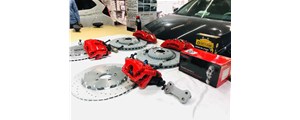 圖文案例|奔馳新款CLS300升級(jí)AMG C63大6活塞卡鉗，后輪加大盤