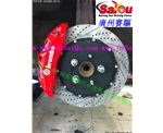 大眾尚酷升級剎車系統  尚酷改超級BREMBO剎車
